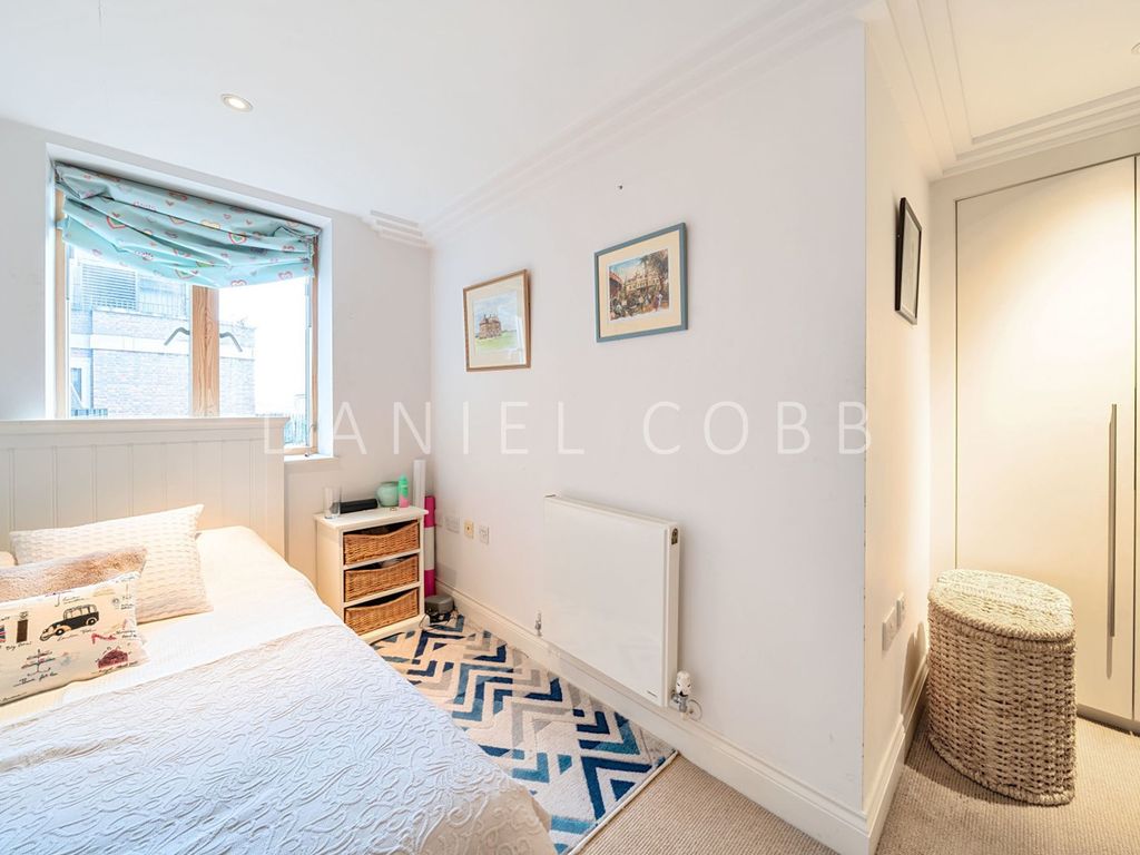3 bed flat for sale in Dean Ryle Street, London SW1P, £1,400,000