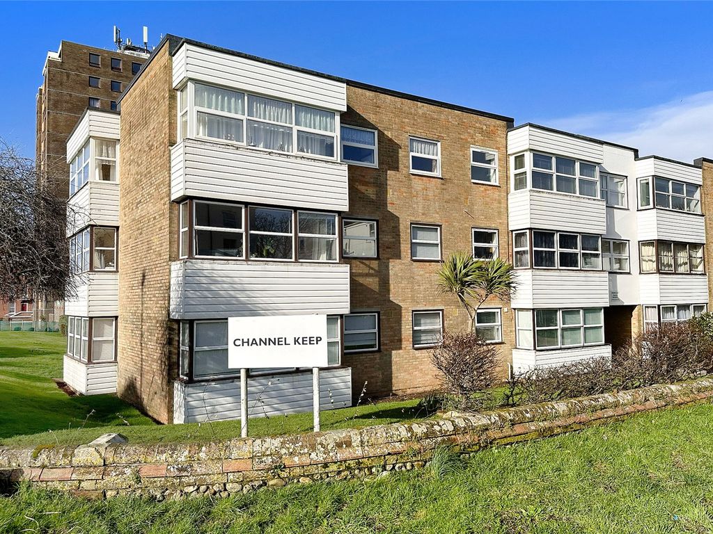 1 bed flat for sale in Channel Keep, St. Augustine Road, Littlehampton, West Sussex BN17, £180,000