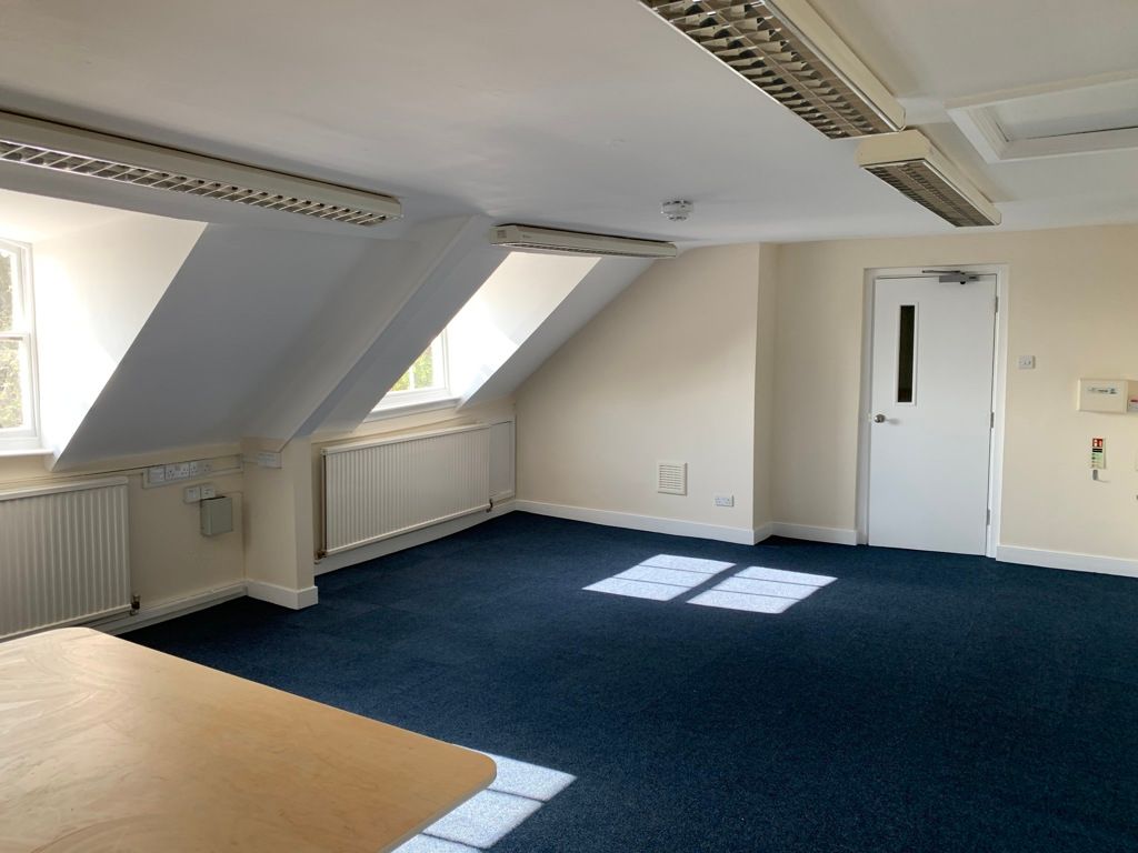 Office to let in 5, Southernhay West, Exeter, Devon EX1, £9,400 pa