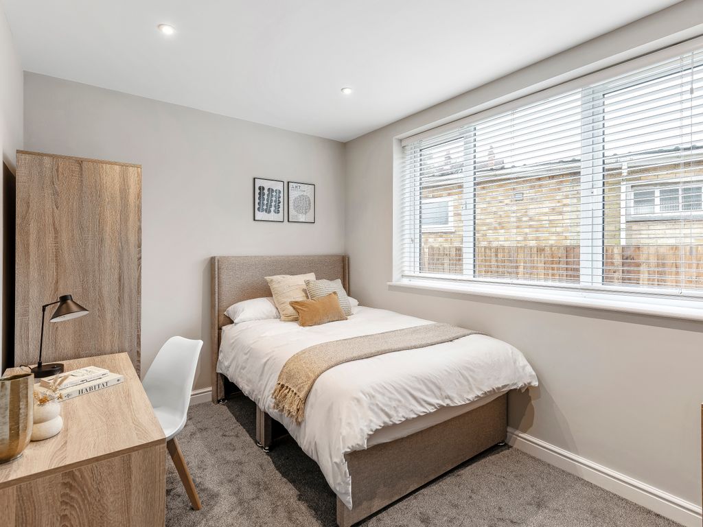Room to rent in Valley Road, Ipswich IP1, £850 pcm