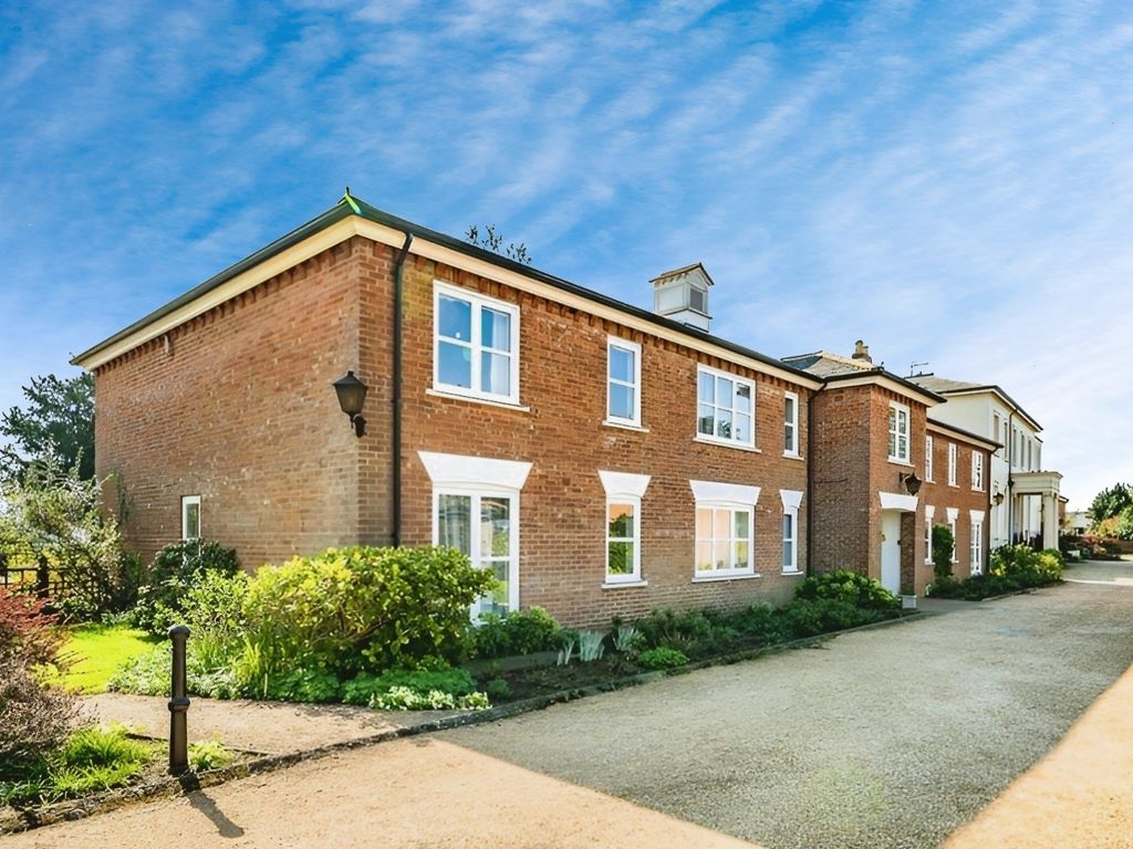 2 bed flat for sale in Dunchurch Hall, Dunchurch, Rugby CV22, £324,950