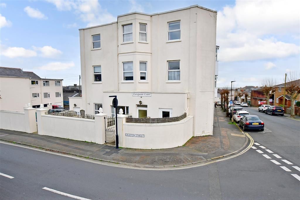 2 bed flat for sale in Melville Street, Sandown, Isle Of Wight PO36, £99,500