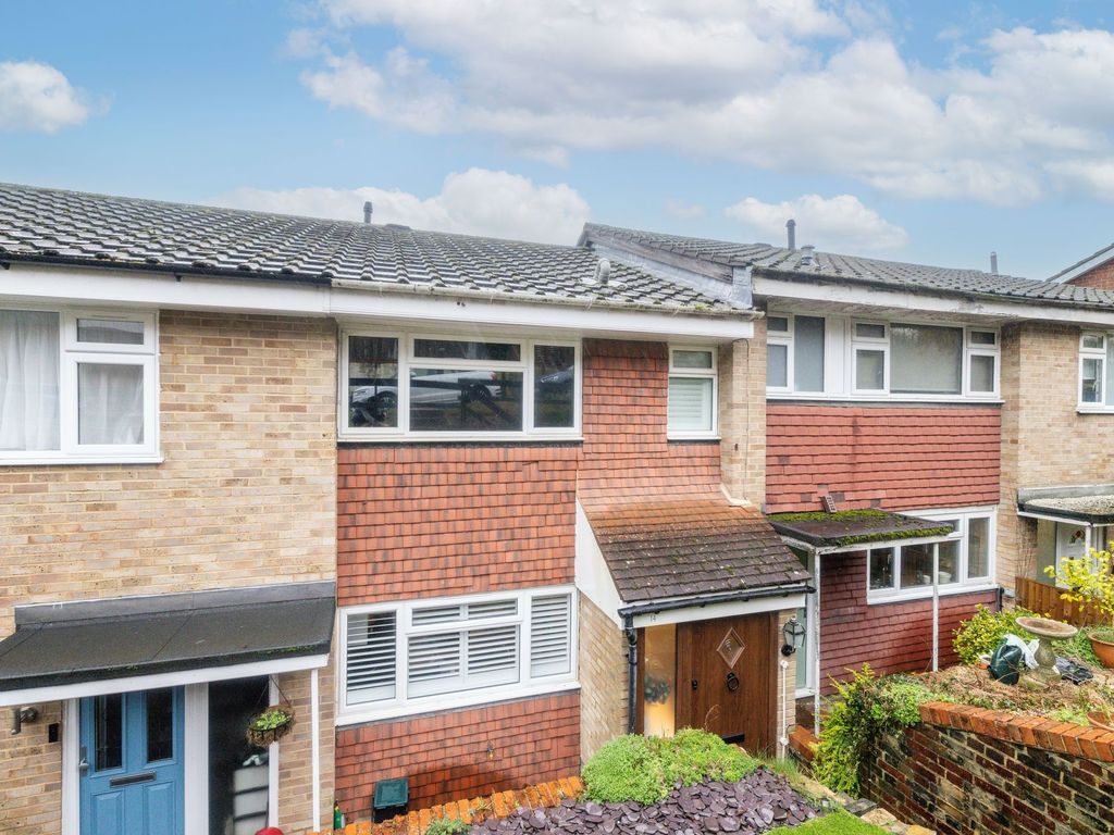 2 bed terraced house for sale in Scarborough Close, Biggin Hill TN16, £350,000