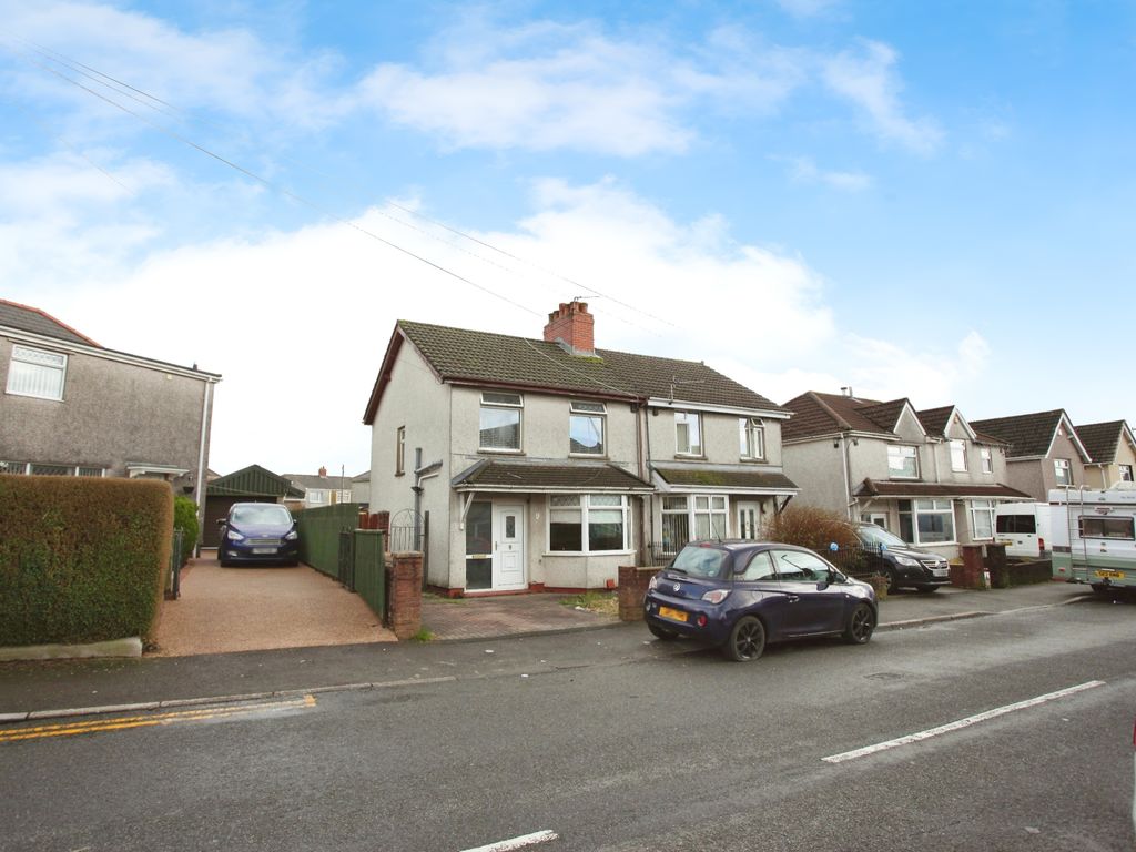 3 bed semi-detached house for sale in Bedwellty Road, Blackwood NP12, £185,000