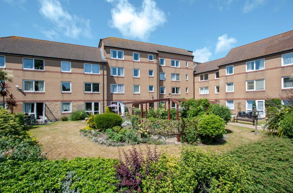1 bed flat for sale in Sea Road, Boscombe, Bournemouth BH5, £115,000
