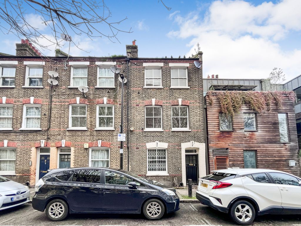 3 bed terraced house for sale in Vallance Road, London E2, £800,000