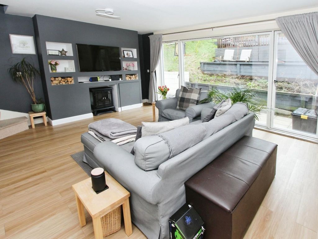 3 bed semi-detached house for sale in Bridge Gardens, Farmborough, Bath BA2, £160,000
