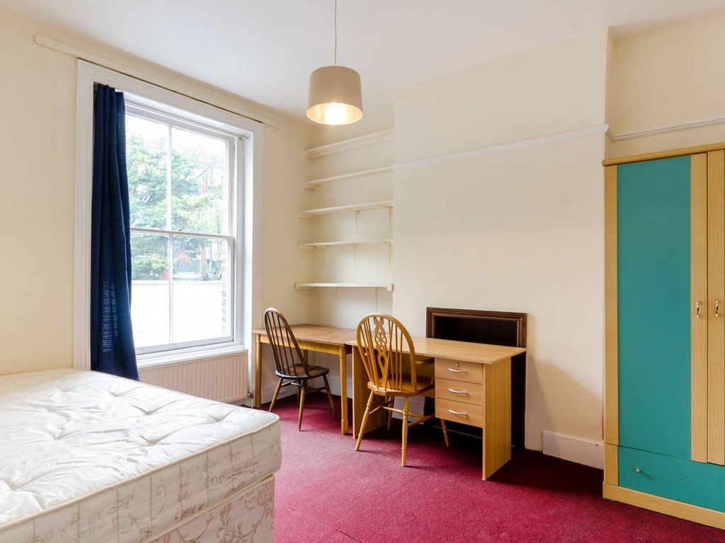 5 bed property to rent in Hardman Road, Kingston, Kingston Upon Thames KT2, £2,750 pcm