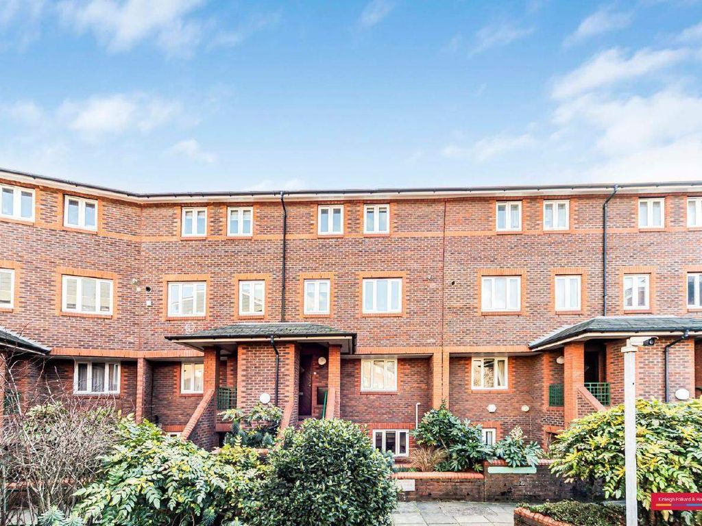 2 bed flat for sale in Broadley Terrace, London NW1, £795,000