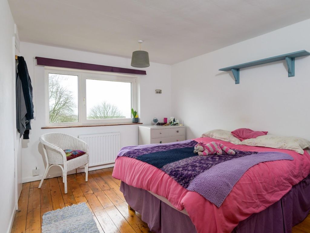 3 bed end terrace house for sale in Eleanor Close, Twerton, Bath BA2, £299,000