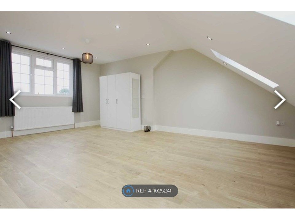 Room to rent in Cranmore Avenue, Isleworth TW7, £1,200 pcm