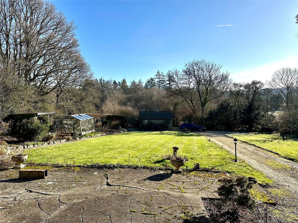 3 bed detached house for sale in Linford, Ringwood, Hampshire BH24, £985,000