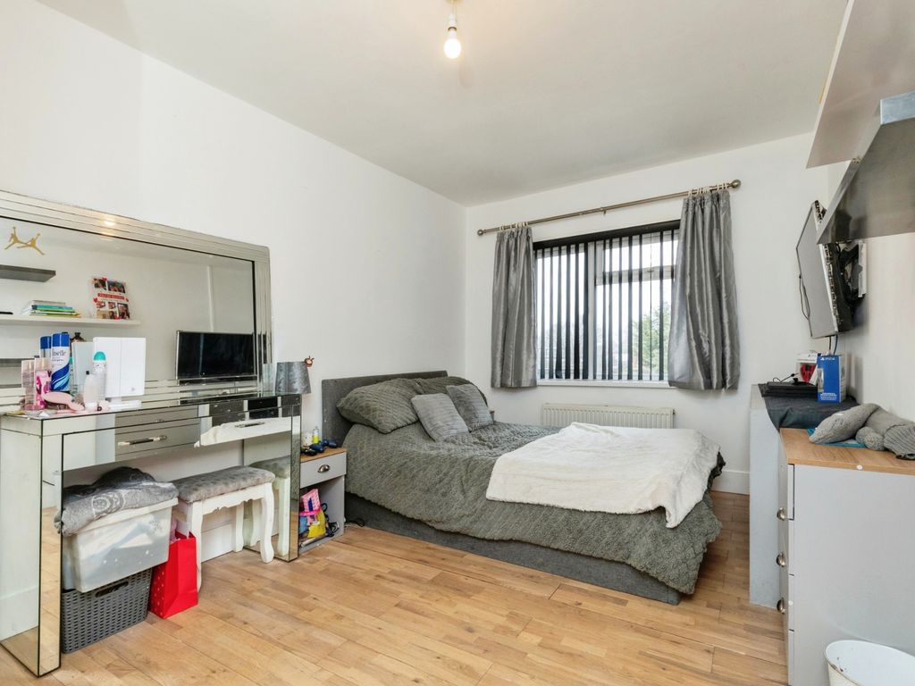 4 bed terraced house for sale in Ambleside Avenue, Bristol BS10, £425,000