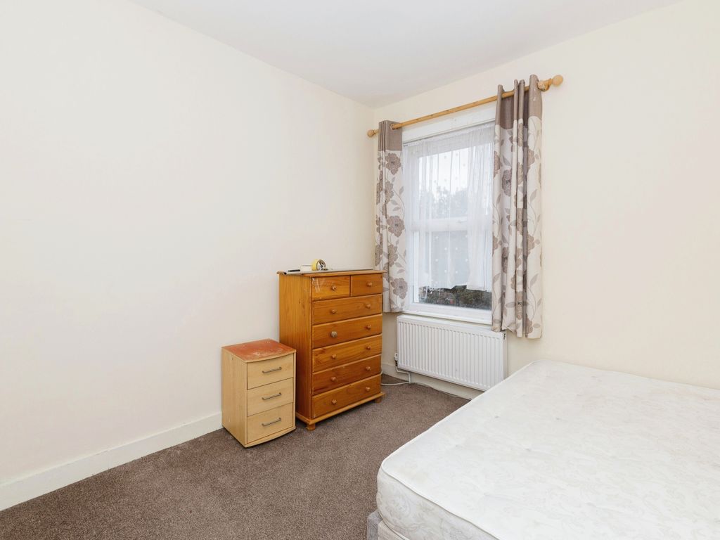 2 bed terraced house for sale in Masterman Road, London E6, £385,000