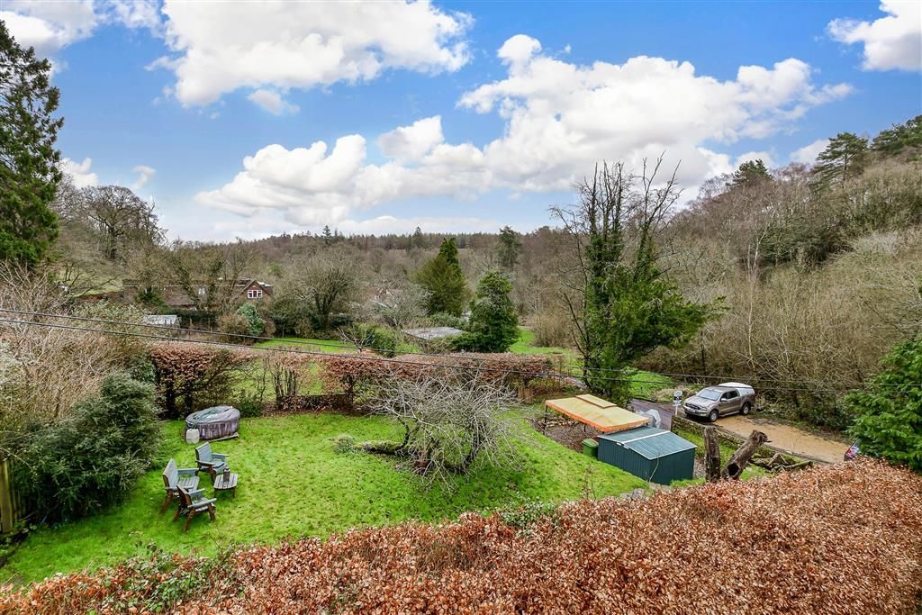 3 bed terraced house for sale in Broadmoor, Dorking, Surrey RH5, £330,500