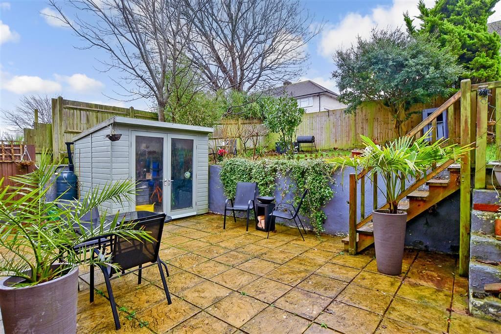 3 bed end terrace house for sale in Carden Hill, Hollingbury, Brighton, East Sussex BN1, £475,000