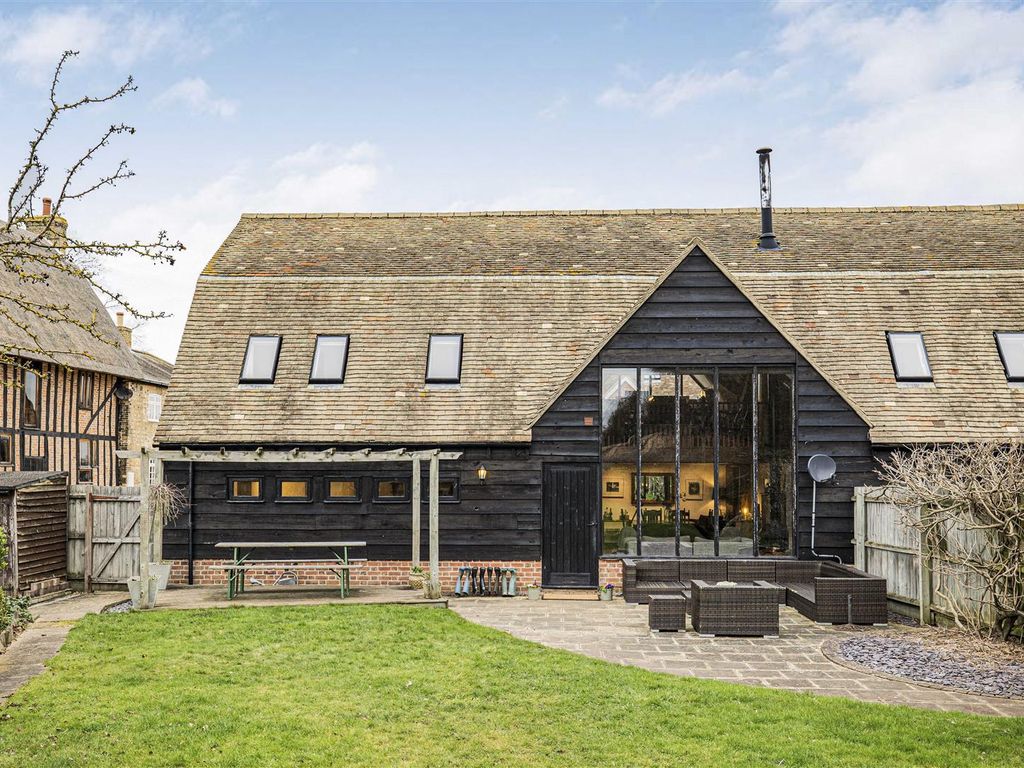 4 bed barn conversion for sale in The Green, Hilton, Huntingdon PE28, £785,000