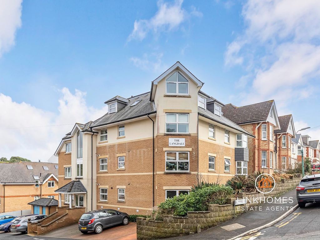 2 bed flat for sale in Earle Road, Bournemouth BH4, £260,000