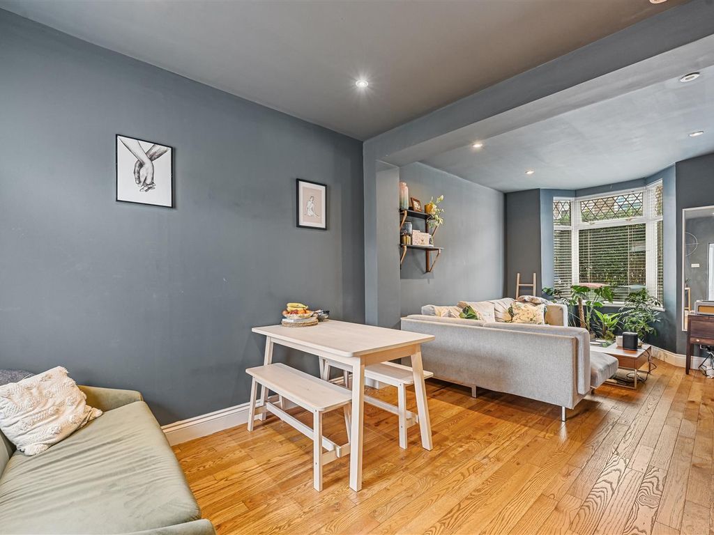 2 bed property for sale in Tower Hamlets Road, London E7, £525,000
