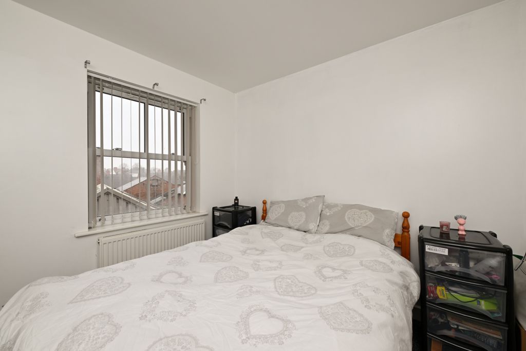 1 bed flat for sale in The Bank Tree Croft, Wellington TF1, £99,995
