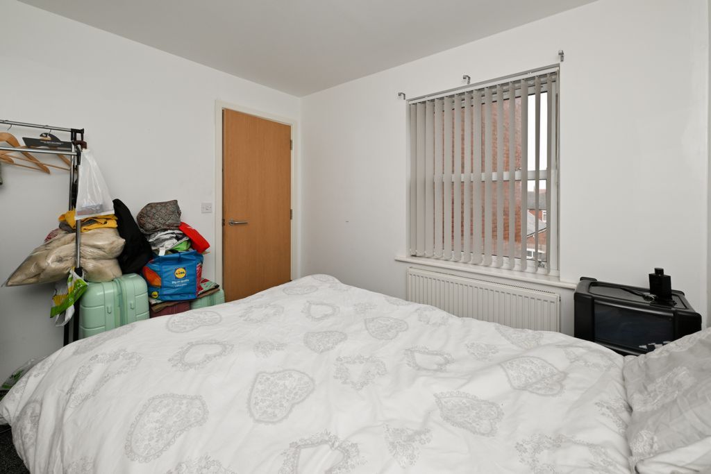 1 bed flat for sale in The Bank Tree Croft, Wellington TF1, £99,995