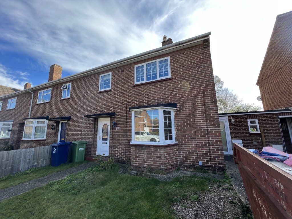 3 bed property to rent in Leys Road, St Neots, Cambridgeshire PE19, £1,250 pcm