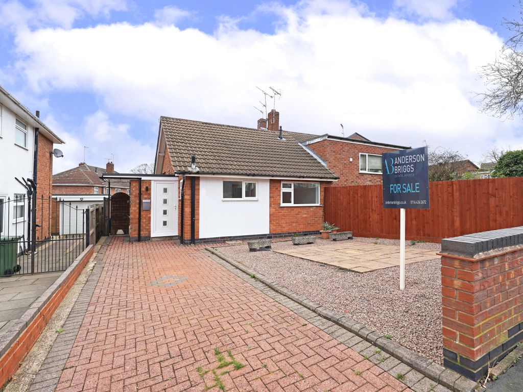 1 bed semi-detached bungalow for sale in Dorset Avenue, Glenfield, Leicester, Leicestershire LE3, £220,000