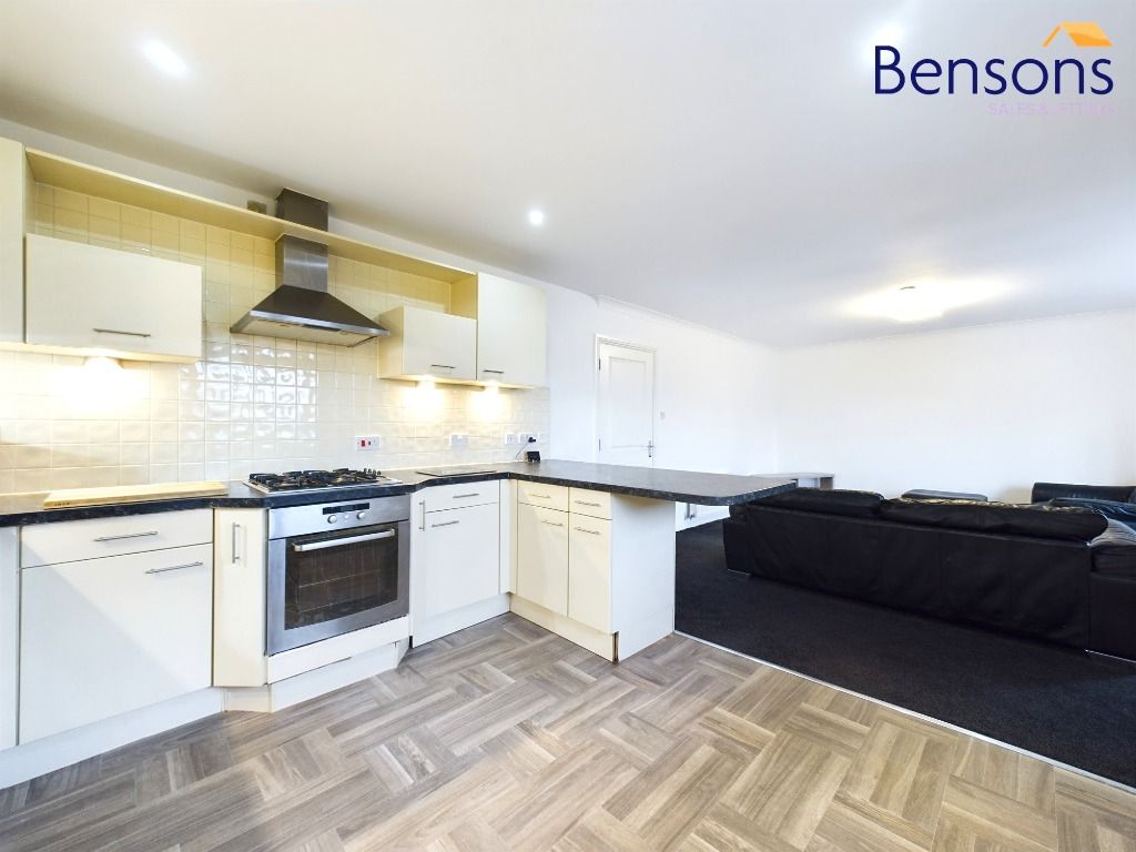 2 bed flat to rent in Gullion Park, East Kilbride, South Lanarkshire G74, £850 pcm
