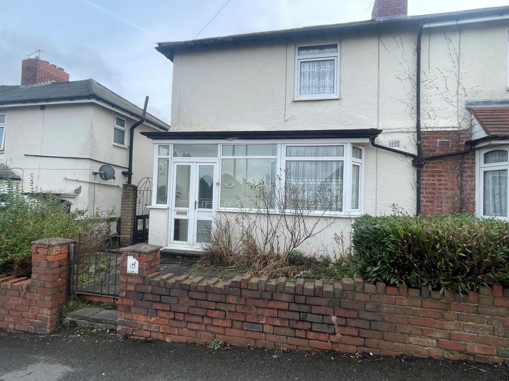 3 bed semi-detached house for sale in Bristnall Hall Crescent, Oldbury B68, £160,000