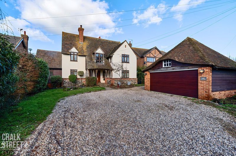 6 bed detached house for sale in Kirkham Road, Horndon-On-The-Hill SS17, £1,000,000
