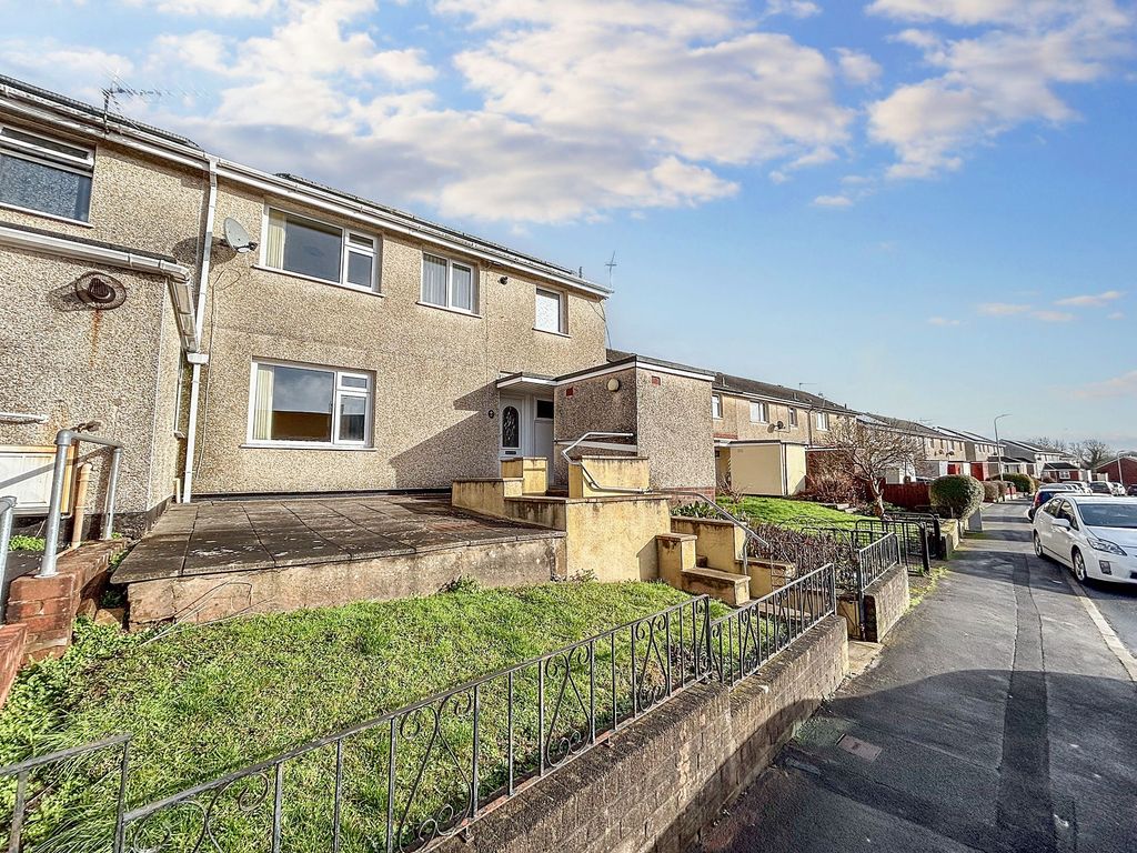4 bed semi-detached house for sale in Medlock Crescent, Bettws NP20, £170,000