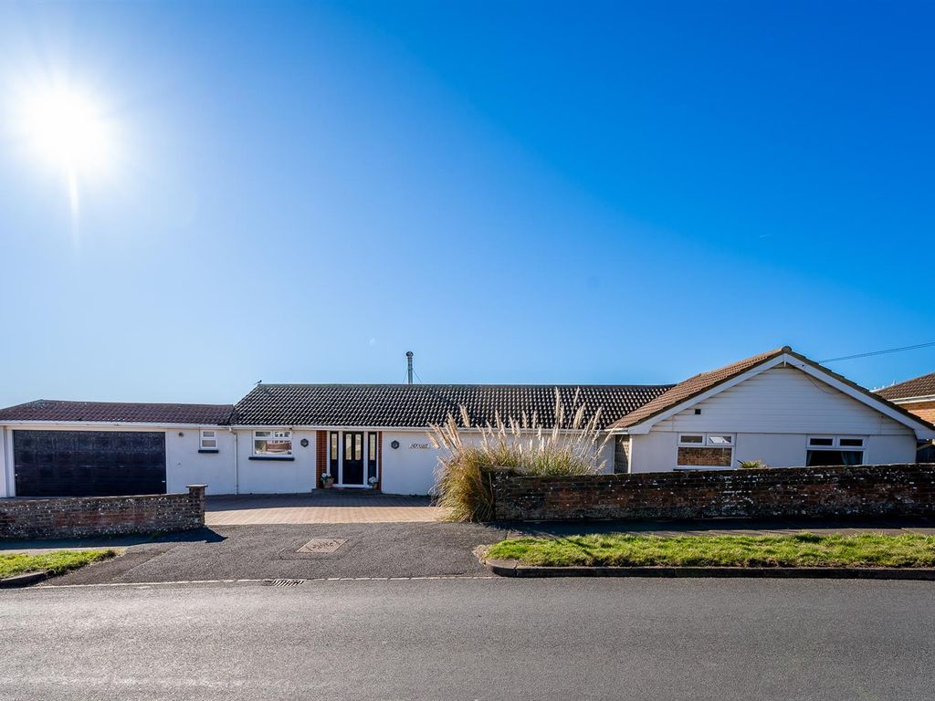 3 bed detached bungalow for sale in Marine Drive, Bishopstone, Seaford BN25, £725,000