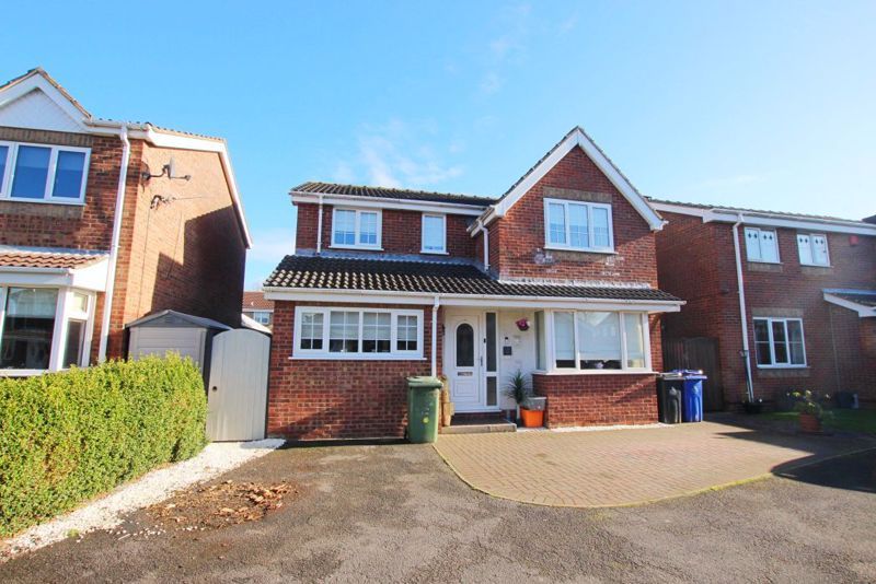 4 bed detached house for sale in Lydia Court, Immingham DN40, £265,000
