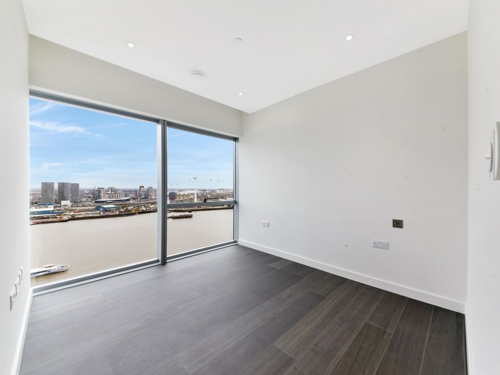 New home, 3 bed flat for sale in No 1 Upper Riverside, Greenwich Peninsula, Greenwich SE10, £1,180,000