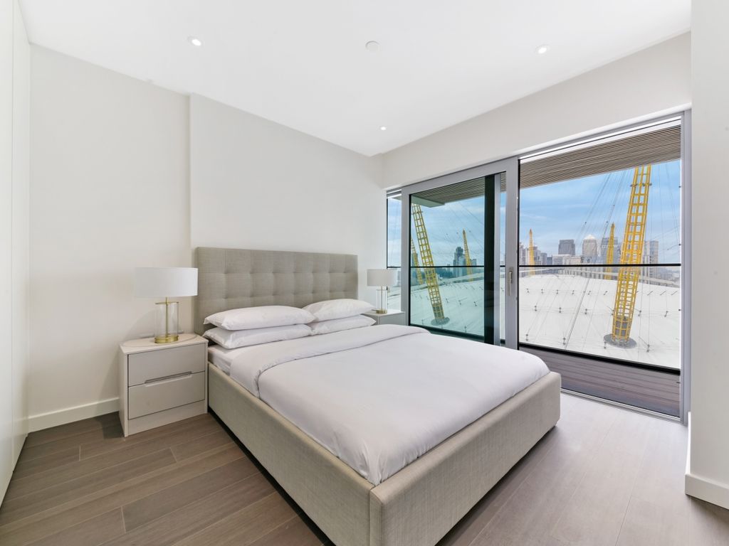 New home, 3 bed flat for sale in No 1 Upper Riverside, Greenwich Peninsula, Greenwich SE10, £1,180,000