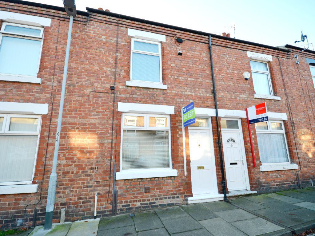 2 bed terraced house to rent in Craig Street, Darlington DL3, £525 pcm