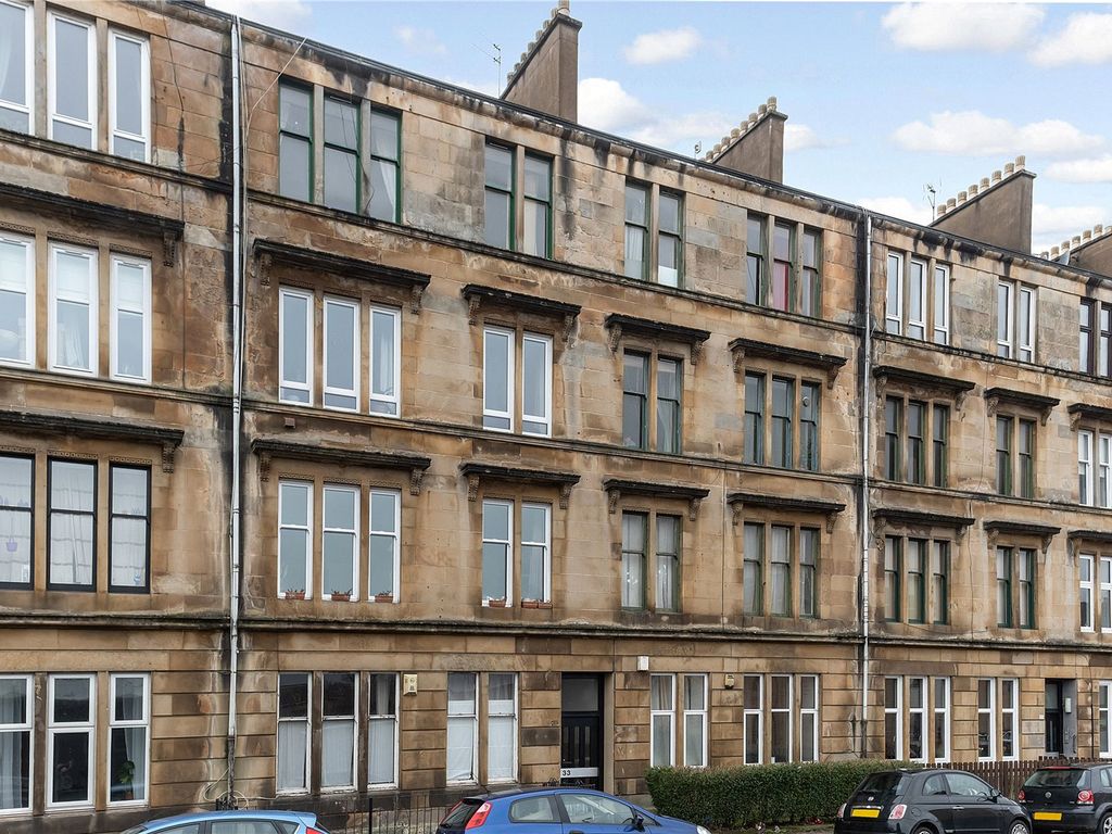 2 bed flat for sale in Summertown Road, Govan, Glasgow G51, £110,000