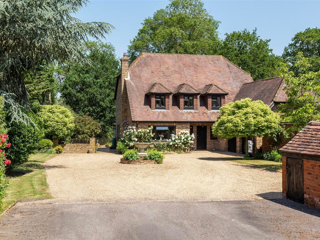 5 bed detached house for sale in Hogs Back, Farnham GU10, £1,350,000