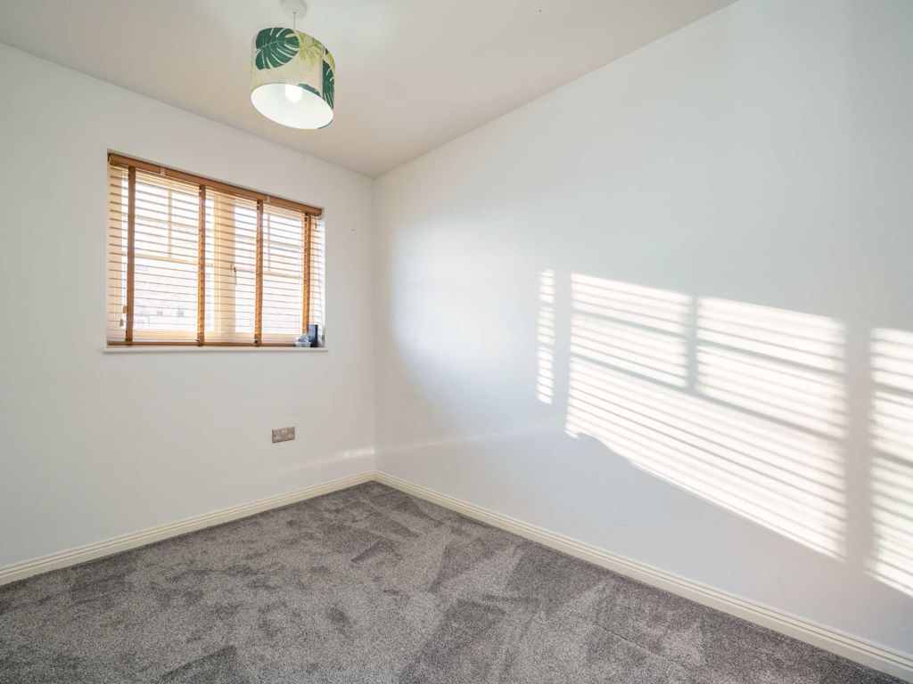 2 bed terraced house for sale in Garrison Close, Hounslow TW4, £465,000
