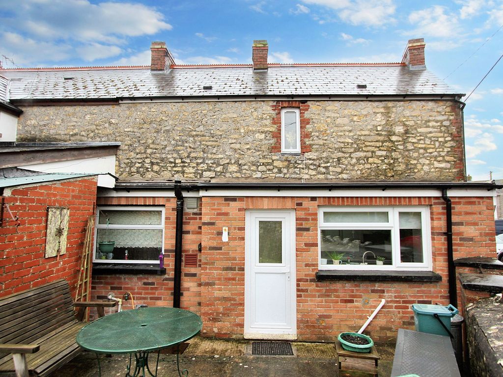 2 bed cottage for sale in Bakers Lane, Llantwit Major CF61, £445,000