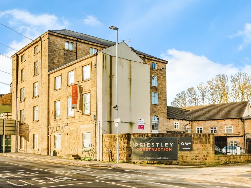 1 bed flat for sale in Sandford Place, Leeds LS5, £55,000