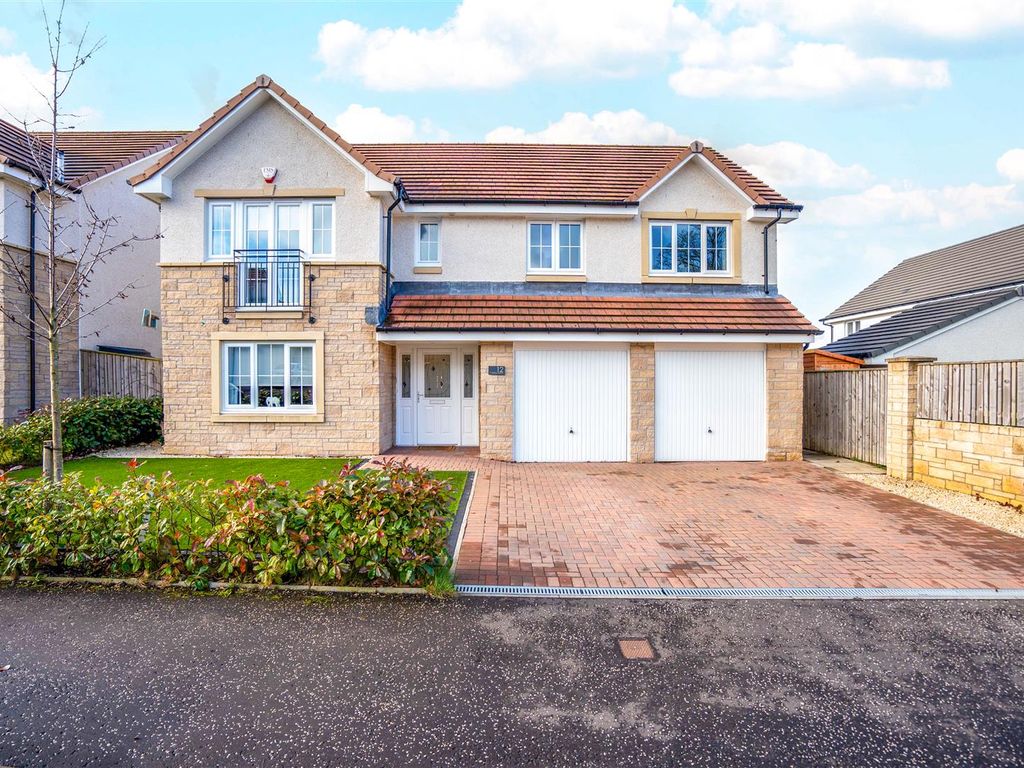 5 bed detached house for sale in Clayton Crescent, Motherwell ML1, £415,000