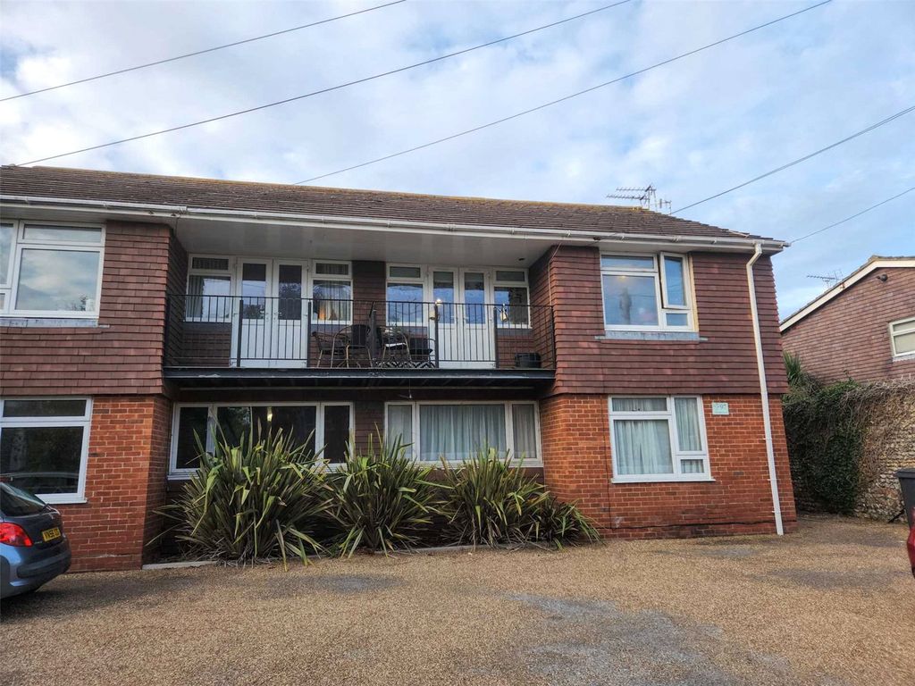2 bed flat for sale in Felpham Road, Bognor Regis, West Sussex PO22, £210,000