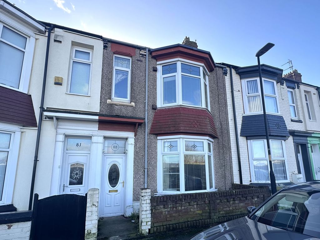 3 bed flat for sale in Chester Road, Hartlepool, Durham TS26, £105,000