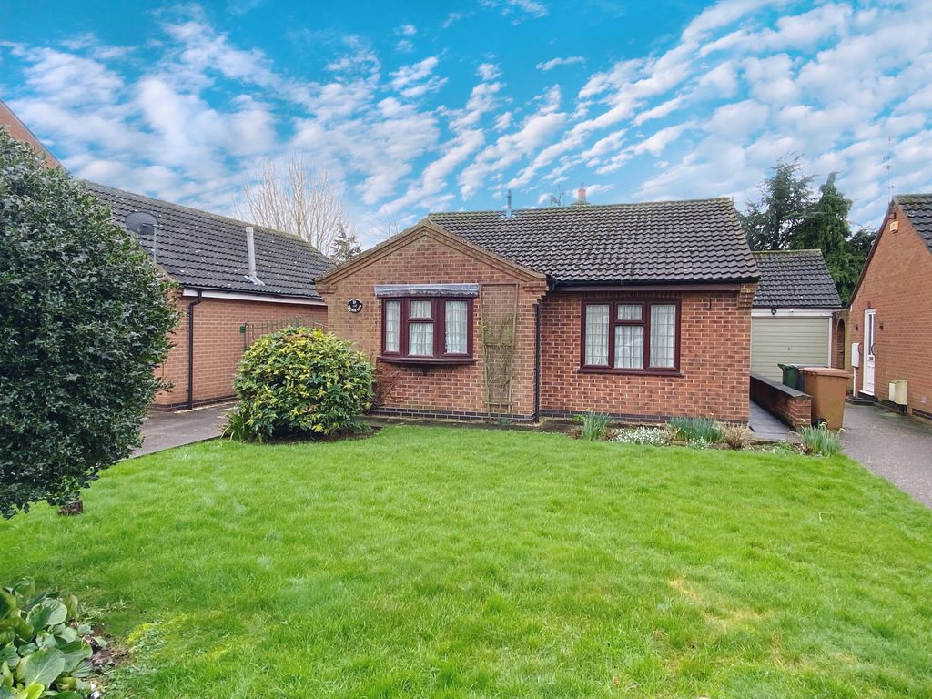 2 bed detached bungalow for sale in Church View, Bottesford NG13, £250,000