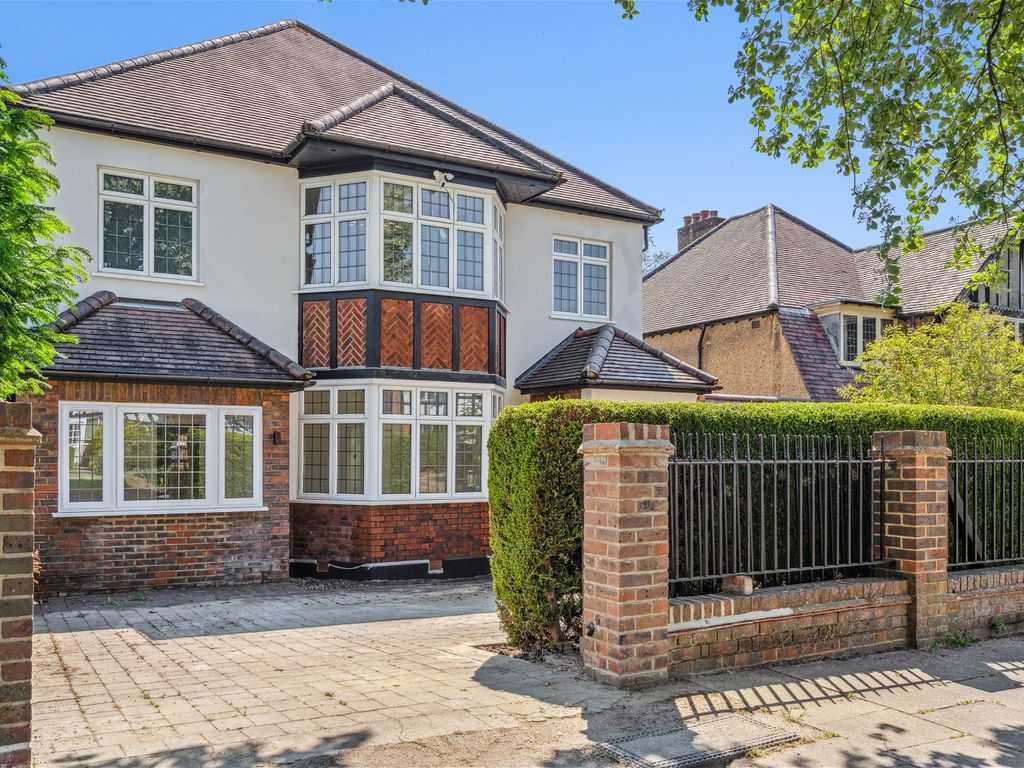 5 bed detached house for sale in Towers Road, Hatch End, Pinner HA5, £1,400,000