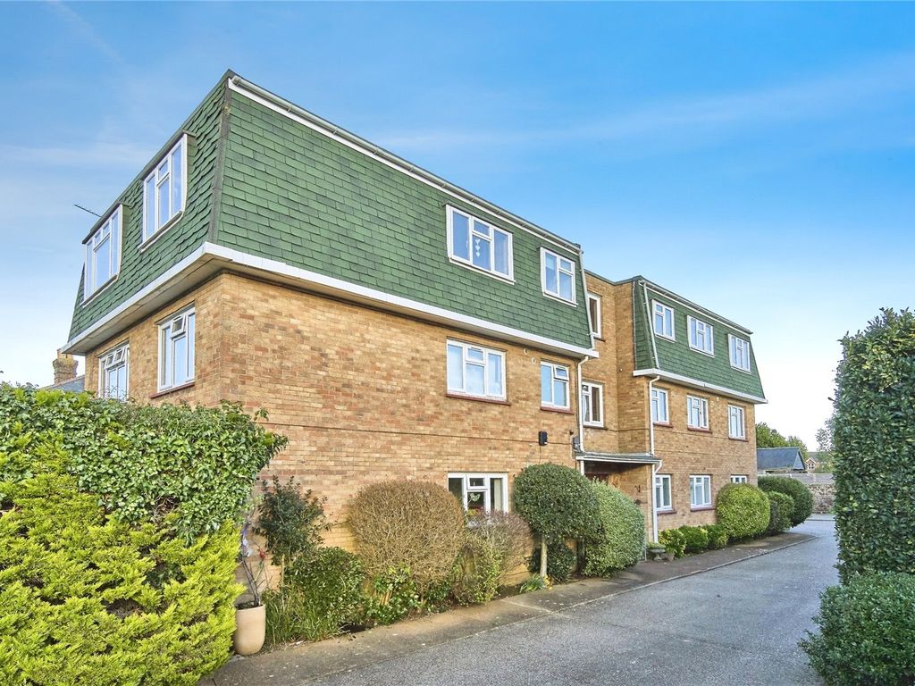 2 bed flat for sale in High Park Road, Ryde, Isle Of Wight PO33, £179,950
