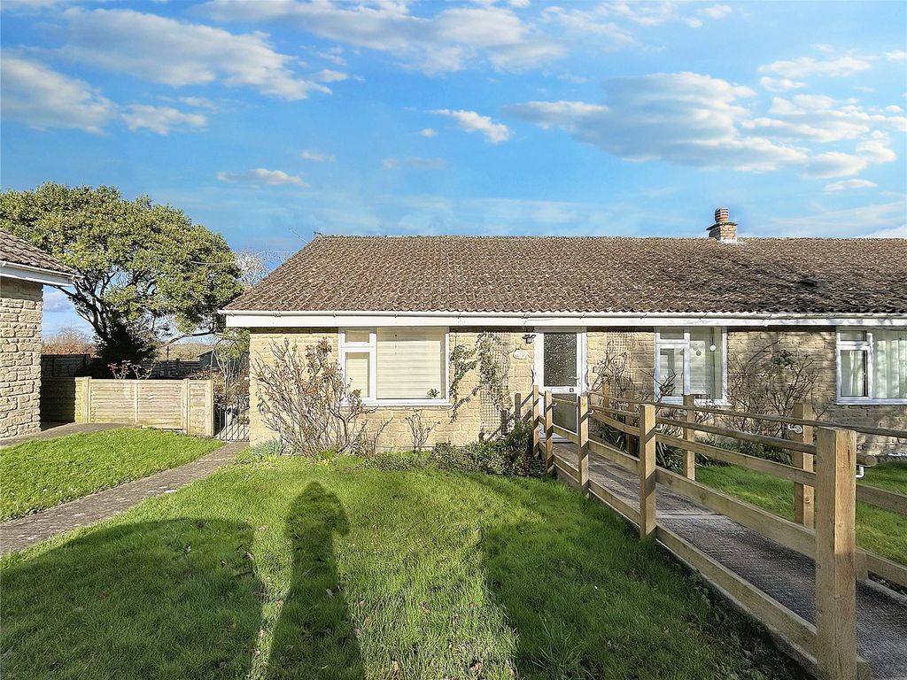 2 bed bungalow for sale in The Grove, Bourton SN6, £300,000