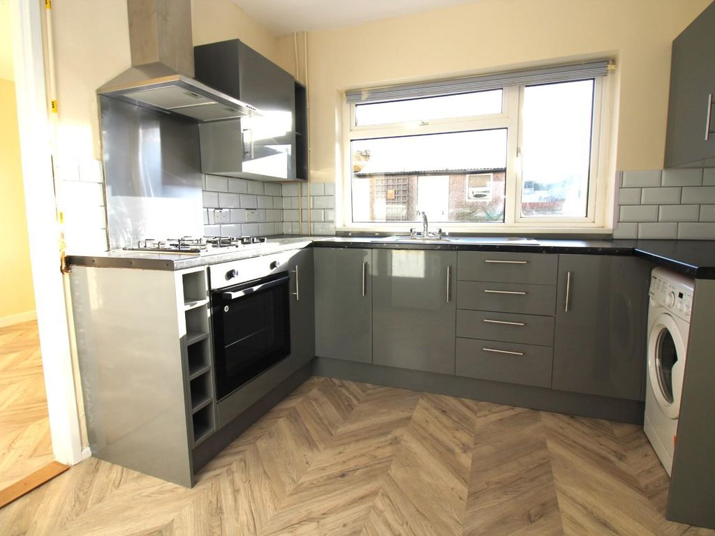 3 bed property for sale in Windrush Court, Thornbury, Bristol BS35, £279,950
