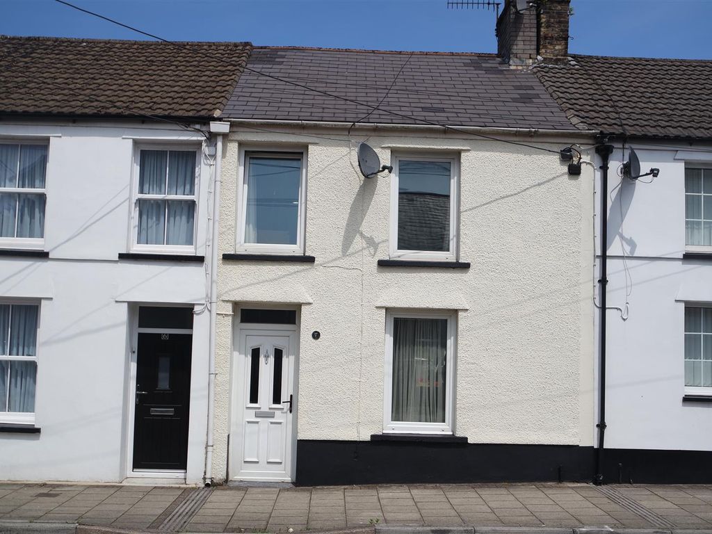 3 bed terraced house to rent in Station Street, Maesteg CF34, £700 pcm